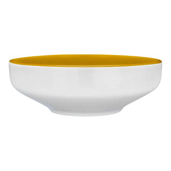 Schale außen weißes Porzellan, innen honigfarben (honig im tee), Form leicht konisch nach oben zulaufend