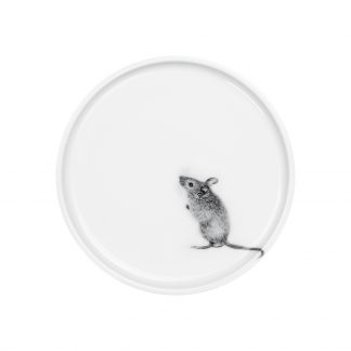 Teller weiß mit Druck Mäuschen aufrecht auf Hinterpfoten stehend im rechten unteren Viertel des Tellers